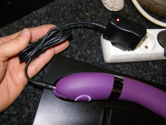 LELO Elise II silikónový vibrátor (22 cm)