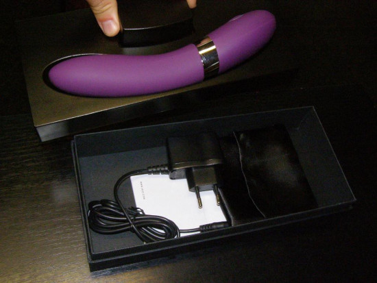 LELO Elise II silikónový vibrátor (22 cm)