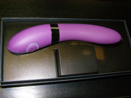 LELO Elise II silikónový vibrátor (22 cm)