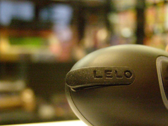 LELO Elise II silikónový vibrátor (22 cm)