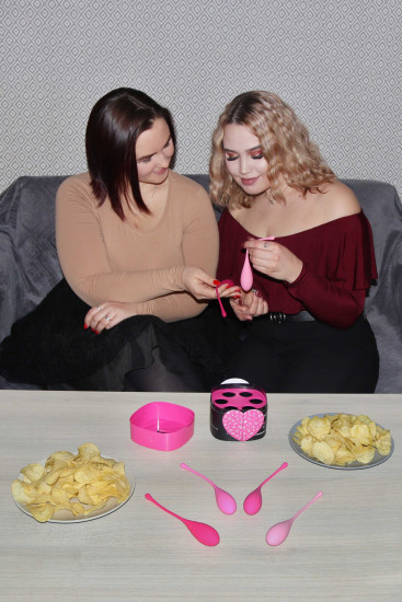 Sada vaginálnych činiek Deluxe Petite Kegel Balls