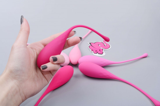 Sada vaginálnych činiek Deluxe Petite Kegel Balls