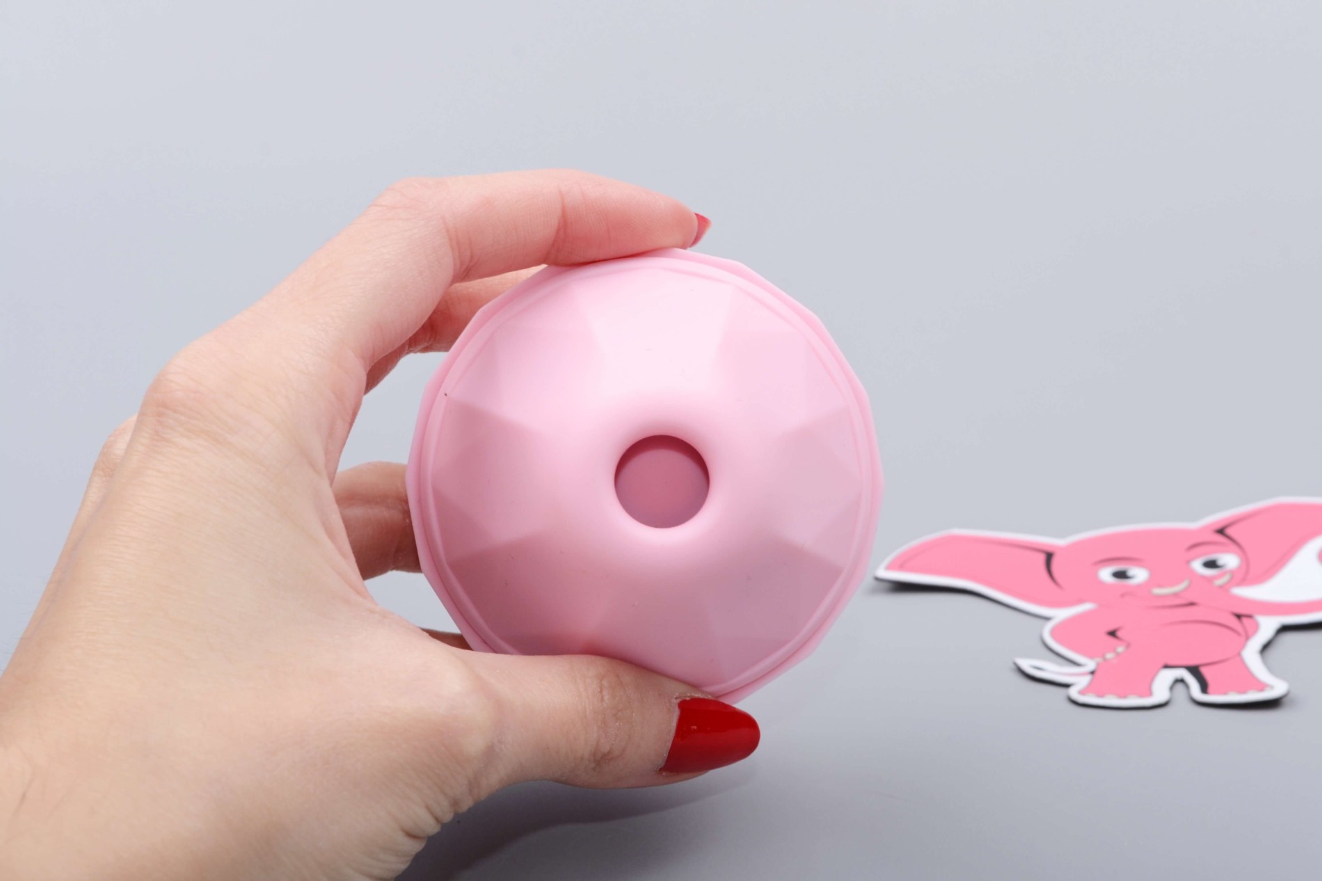 Adore Diamond tlaková pomôcka (7,1 cm), v ruke