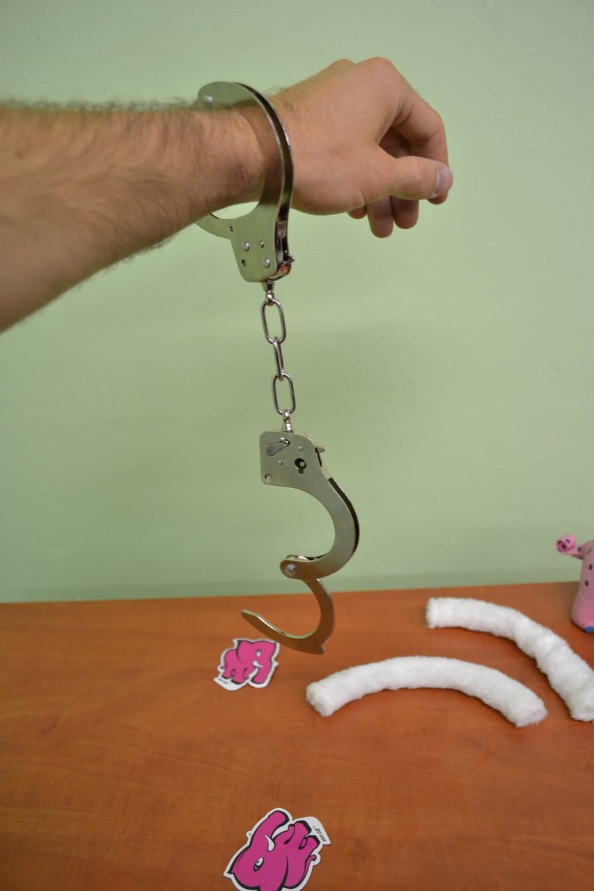 Kvalitné putá na ruky s plyšom - biela