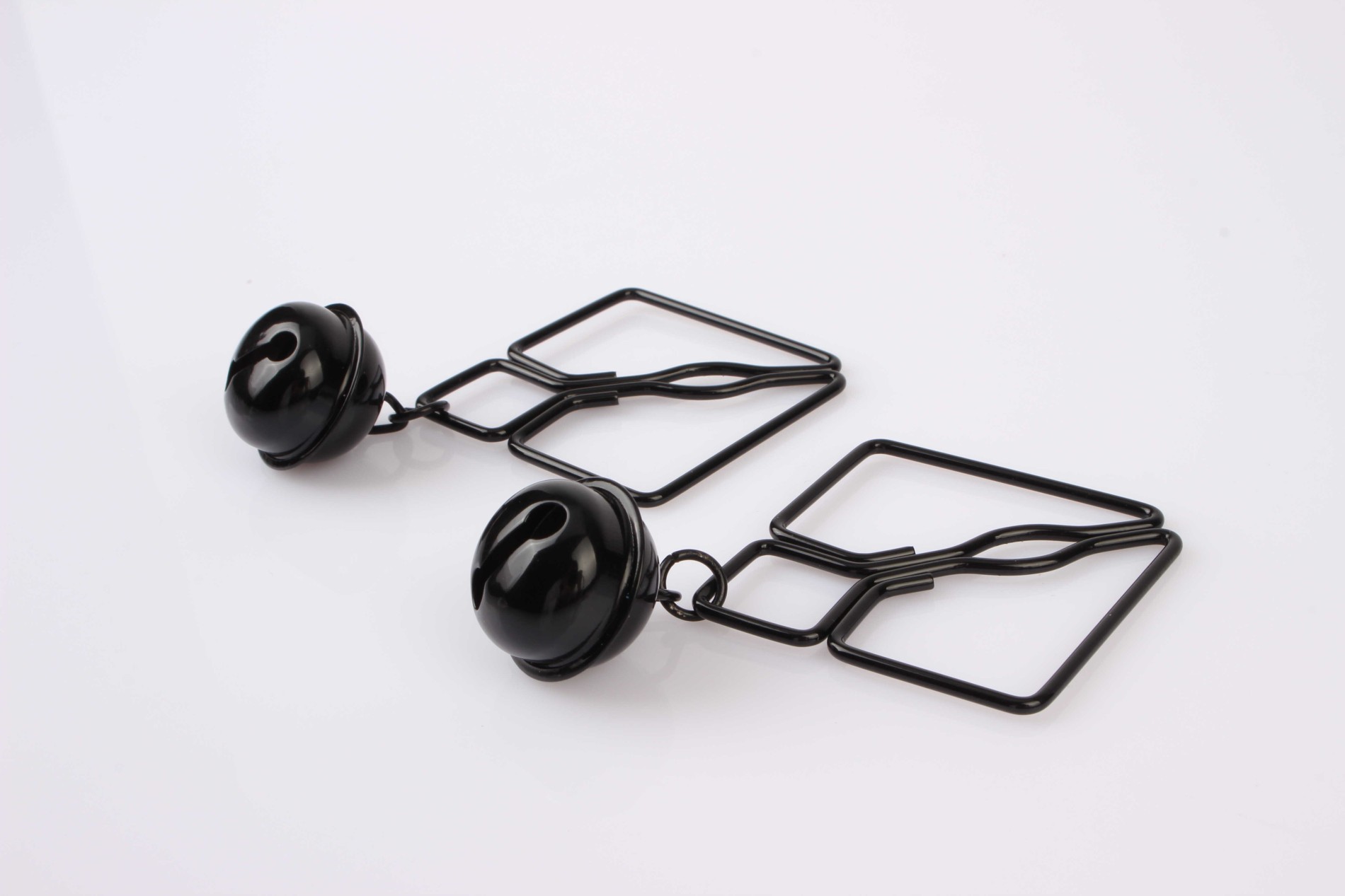 Svorky na bradavky Black Pearl