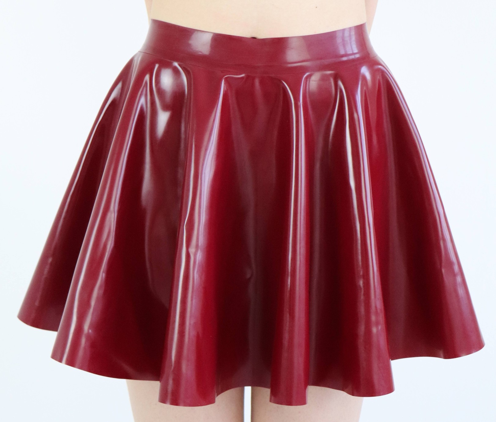 Červená latexová sukňa Misty