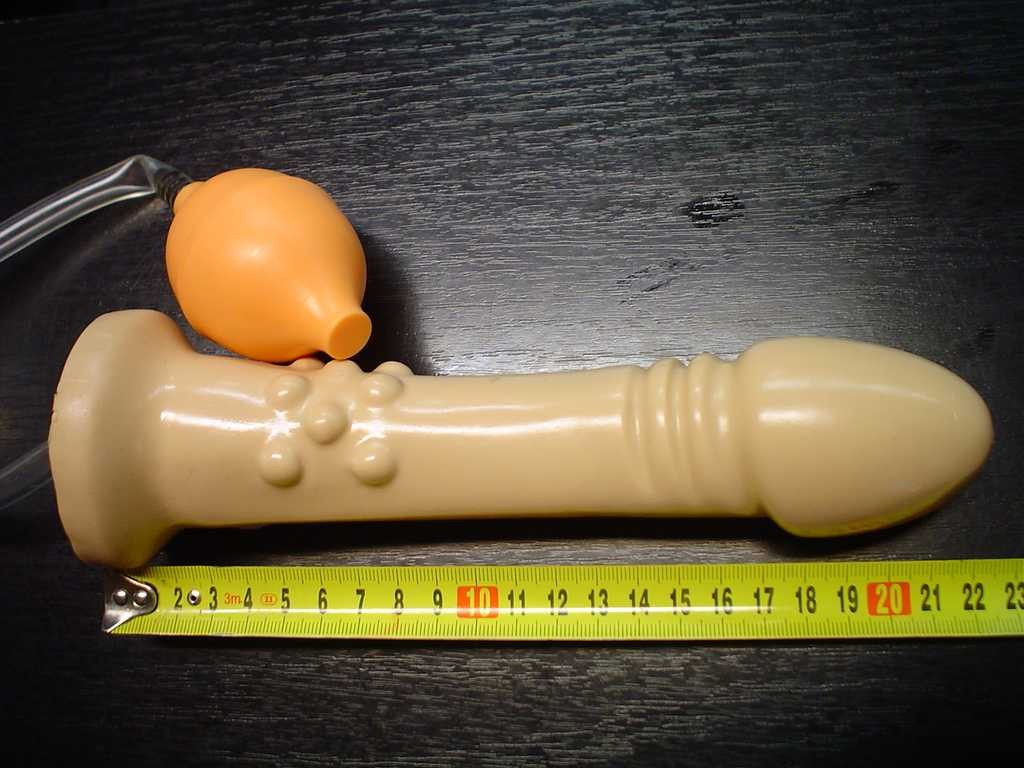 Dildo ejakulácia 22 cm