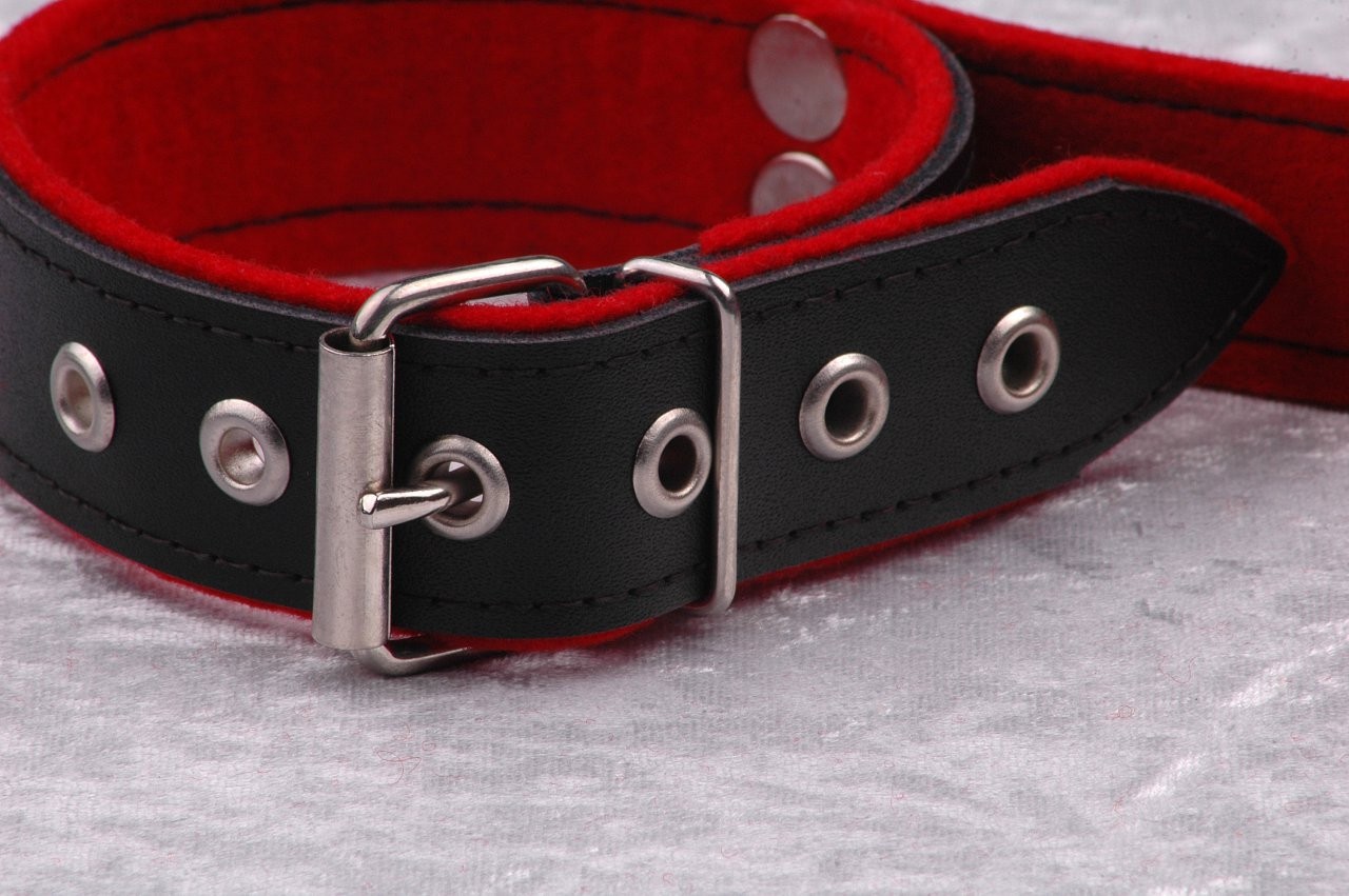 Kožená putá na ruky a nohy BlackRed