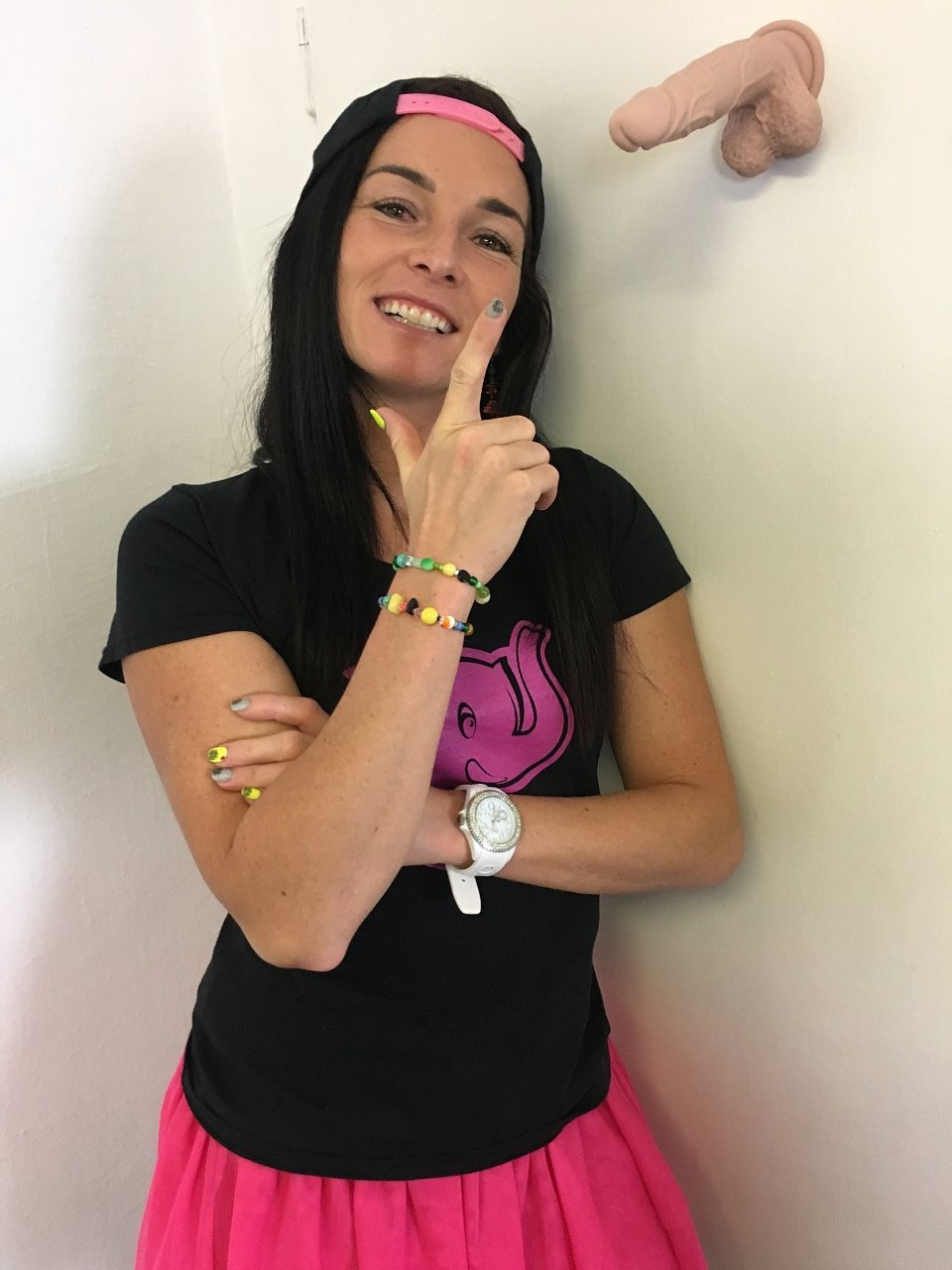 Dildo s prísavkou a semenníkmi Silicone (18 cm) a Dominika