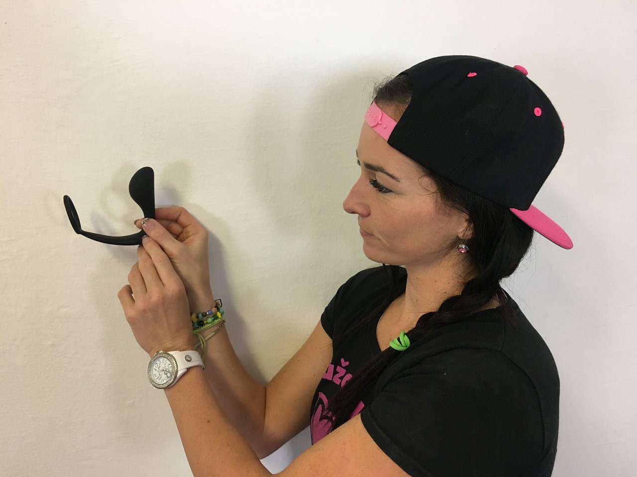 Dominika a Análny kolík s erekčným krúžkom Ring & Plug