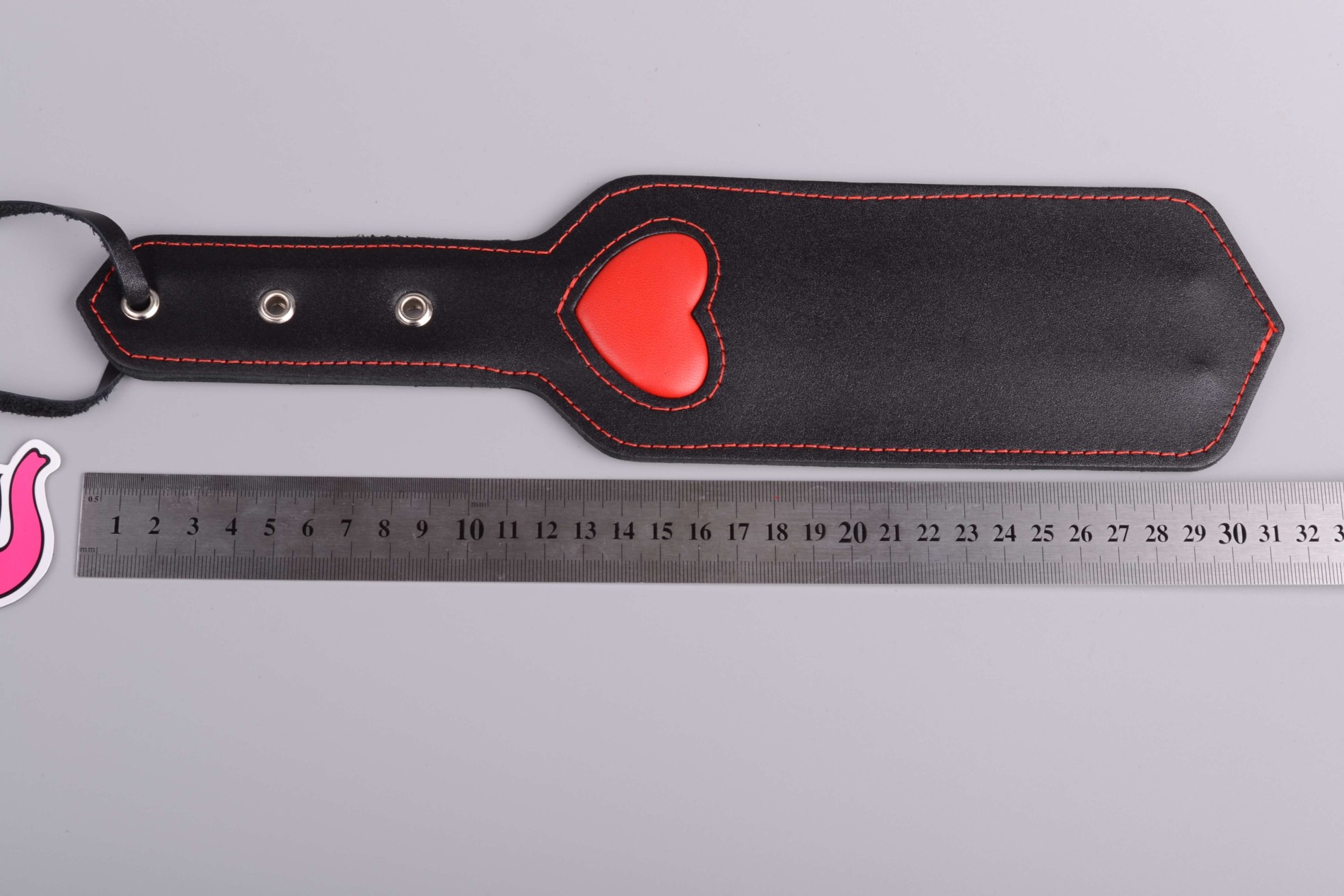 Kožená plácačka BlackRed, celková dĺžka