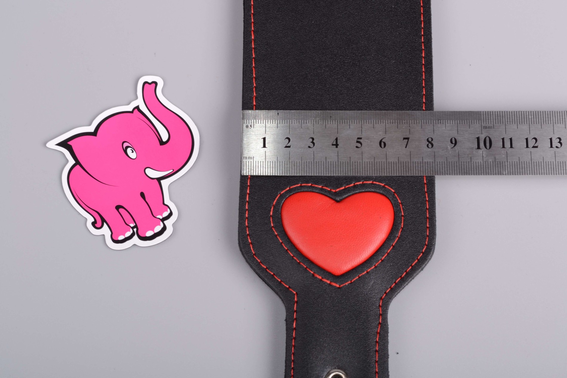 Kožená plácačka BlackRed, priemer plácačka