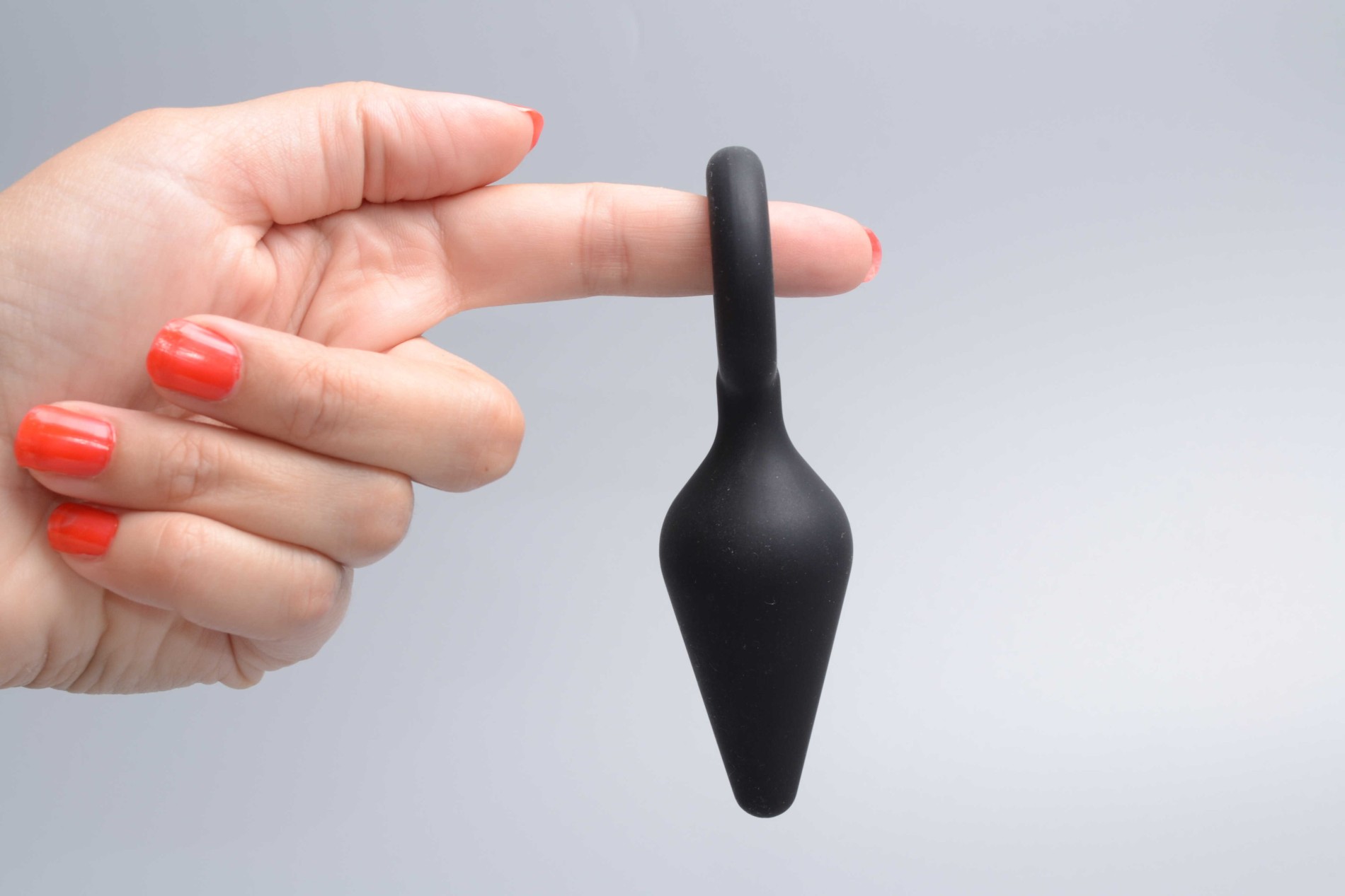 Análny kolík Soft Feel s očkom, v ruke