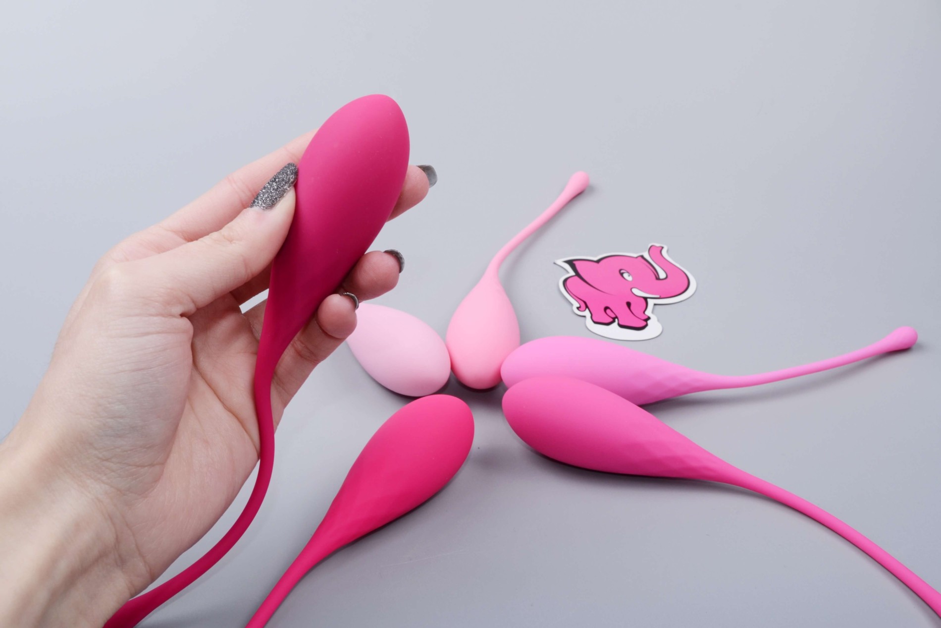 Sada vaginálnych činiek Deluxe Petite Kegel Balls