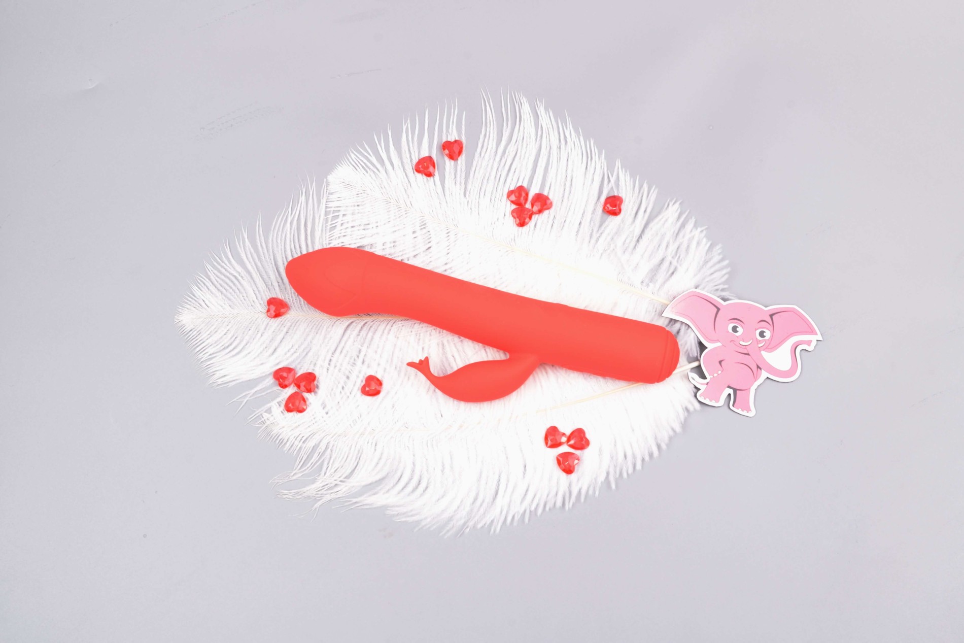 Vibrátor s výbežkom na klitoris Tulip