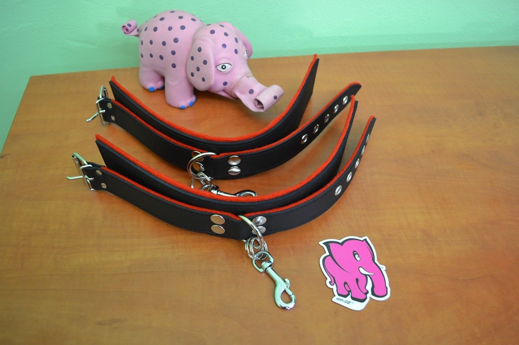 Kožená putá na NOHY, retiazky navyše