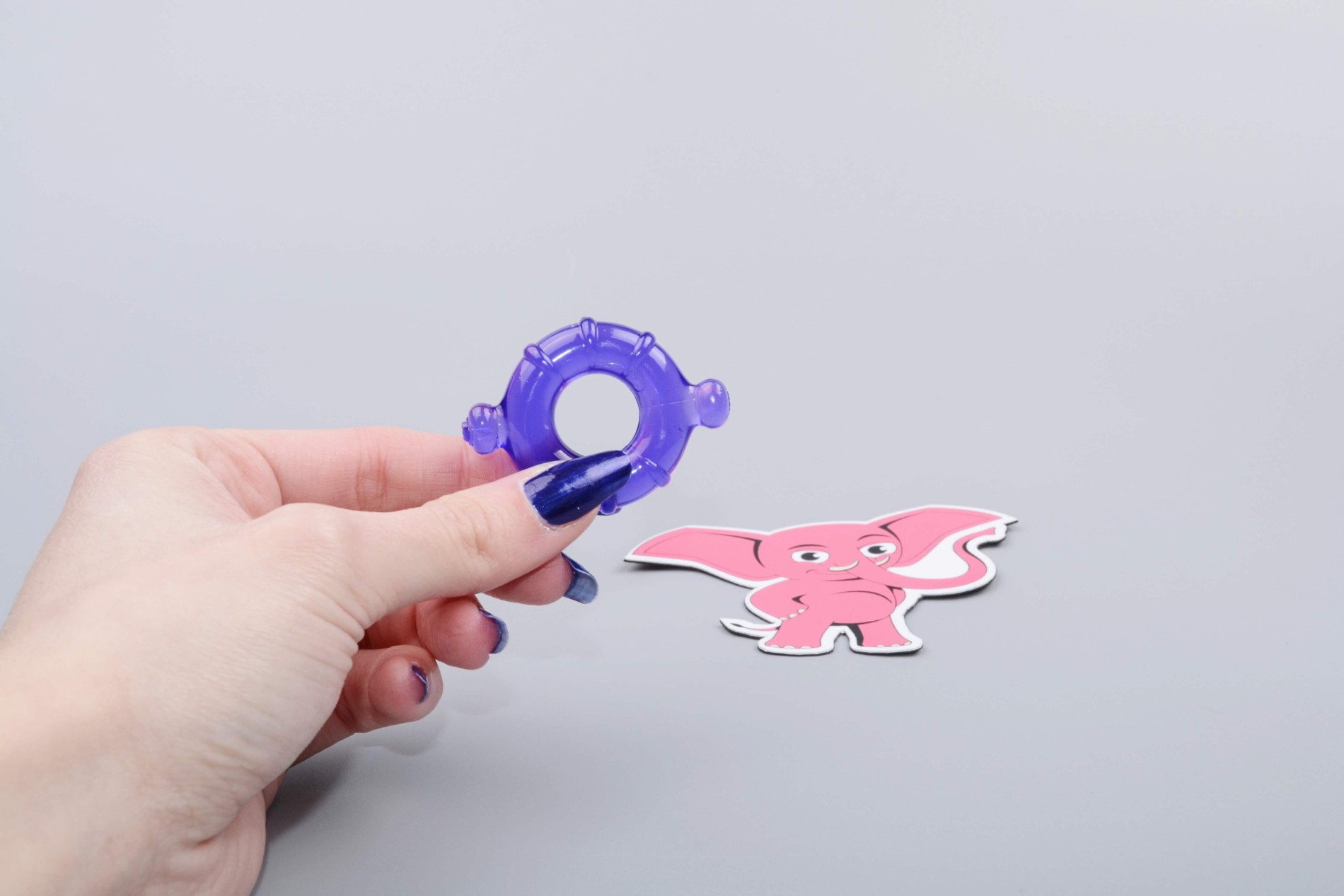 Erekčné krúžky Vitality - sada 4 pomôcok, v ruke