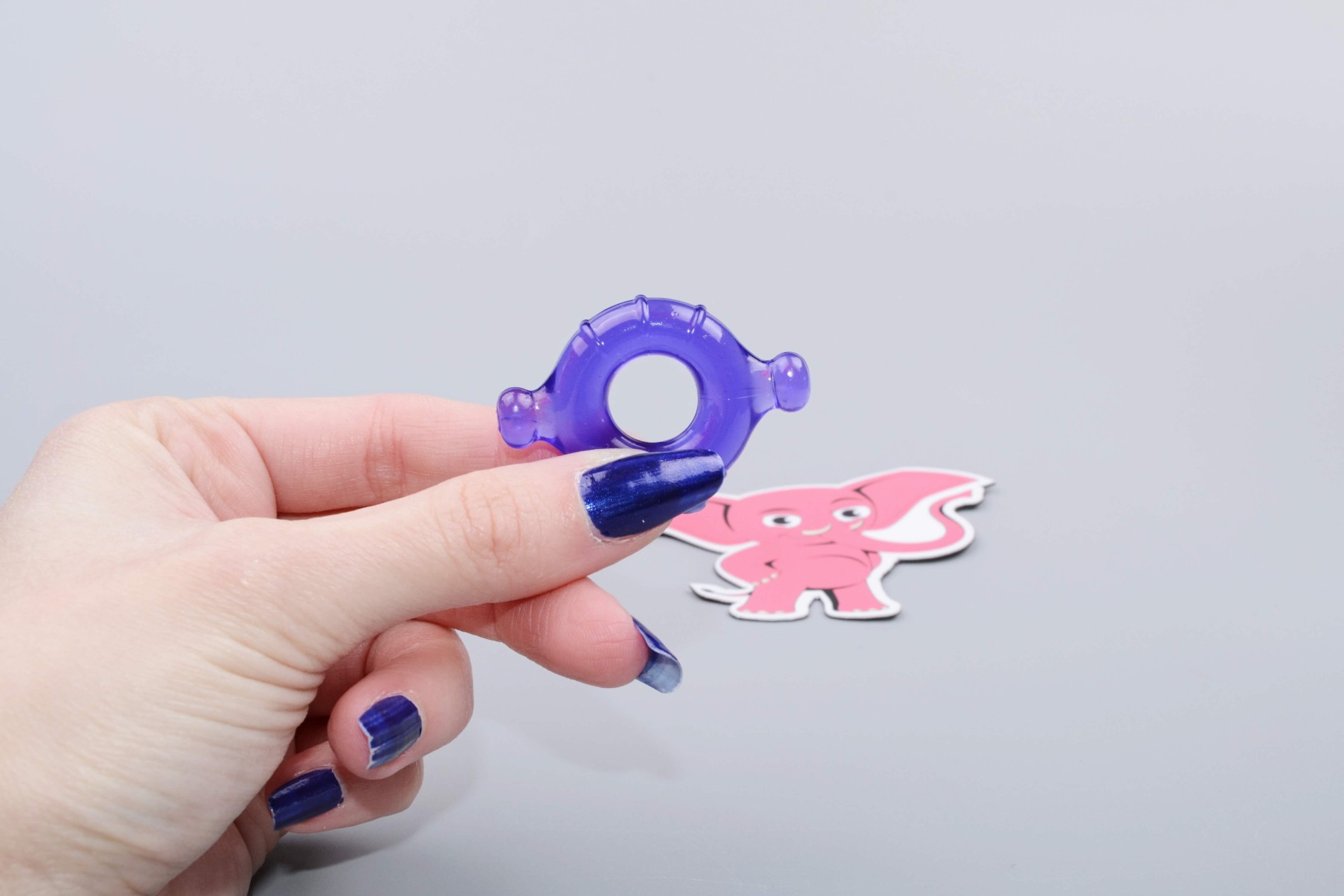 Erekčné krúžky Vitality - sada 4 pomôcok, v ruke