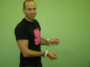 Kvalitné putá na ruky s plyšom - biela