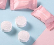 Instantné vlhčené obrúsky Silky Swipe (50 ks)