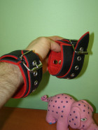 Kožené putá na ruky BlackRed