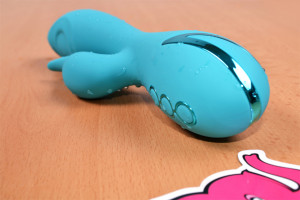Silikónový vibrátor Tiffany Dream - detail ovládacích tlačidiel